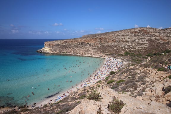 Panoramica spiaggia e mare Lampedusa