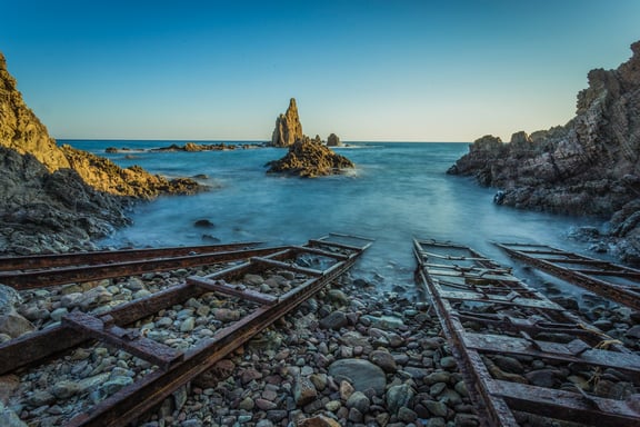Dónde ir en agosto: Almería Vista del mar en Almería