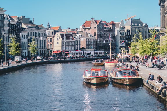 Dónde ir en agosto: Ámsterdam Canales de Ámsterdam