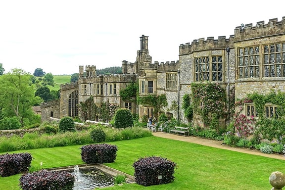 Discover the Best Places to Visit in Peak District - Haddon Hall
