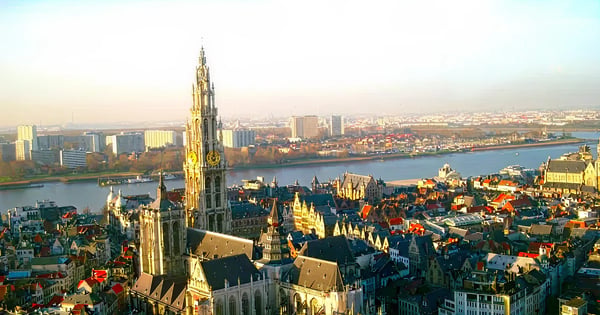 Vluchten vanuit Hurghada naar Antwerpen - Deurne