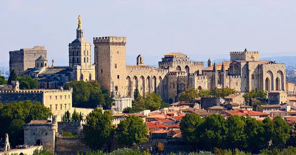 Voli per Avignone - Avignon-Caum