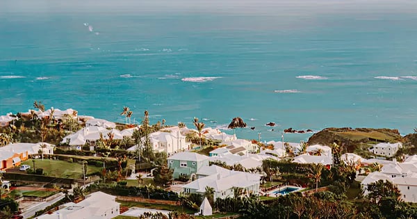 Flights from Timmins to Bermuda
