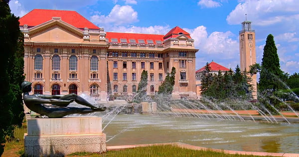 Flights from Warsaw - F. Chopin to Debrecen