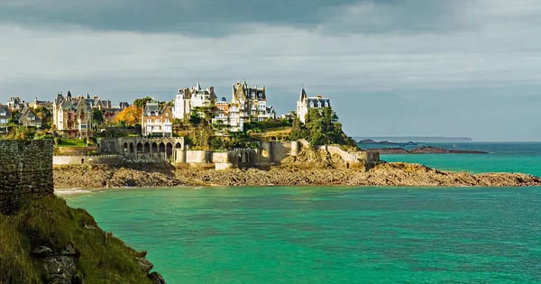 Fly til Dinard