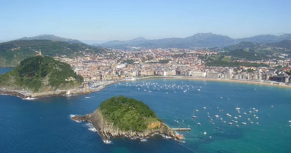 Repülőjegyek Toursból San Sebastianba