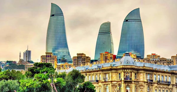 Flights from İzmir to Baku
