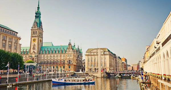 Flüge von Samarkand nach Hamburg