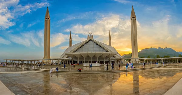 Flights from Bratislava - M. R. Stefanik to Islamabad