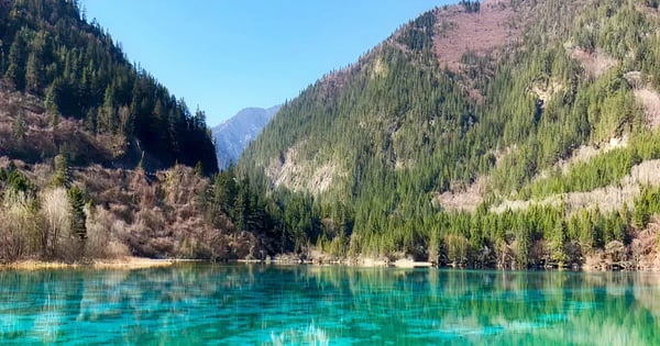 Fly til Jiuzhaigou - Jiuzhai Huanglong