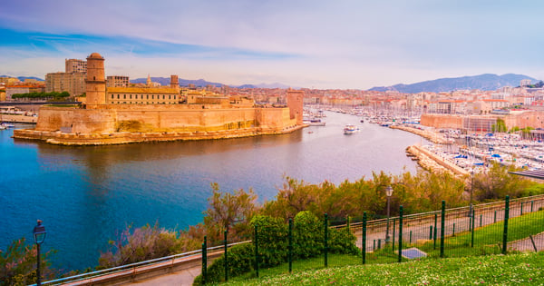 Flights from Chios to Marseille