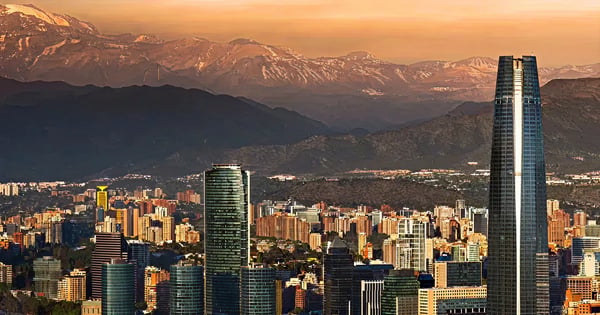 Vuelos de Durango - Guadeloupe Victoria a Santiago de Chile