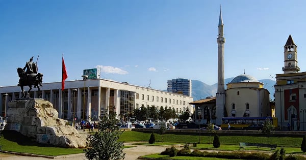 Voos do Umea para o Tirana