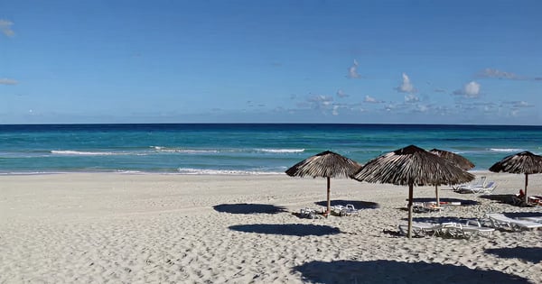Vuelos a Varadero - Juan Gualberto Gomez